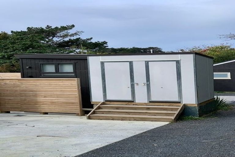 Photo of property in 2 Rimu Road, Stanmore Bay, Whangaparaoa, 0932