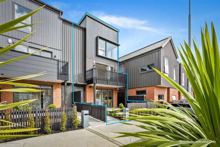 Photo of property in 52 Wallace Road, Hobsonville, Auckland, 0616