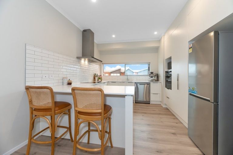 Photo of property in 41 Roundel Crescent, Whenuapai, Auckland, 0618