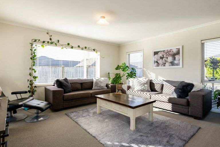 Photo of property in 9a Dover Road, St Andrews, Hamilton, 3200