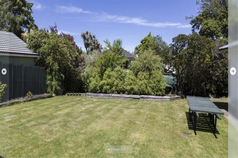 Photo of property in 20 Joyce Crescent, Ilam, Christchurch, 8041
