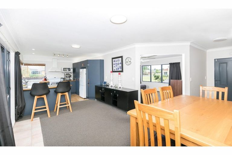 Photo of property in 26 Diomede Glade, Flagstaff, Hamilton, 3210