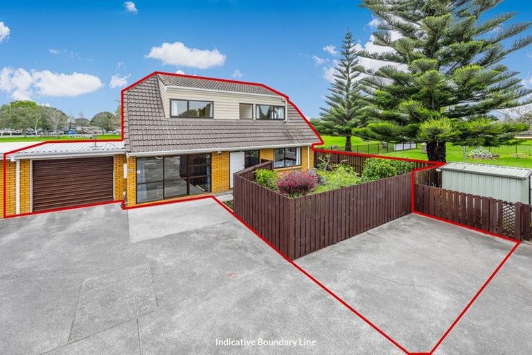 Photo of property in 4/17 Ross Martin Court, Conifer Grove, Takanini, 2112