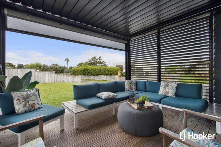 Photo of property in 16 Reel Road, Athenree, Waihi Beach, 3611