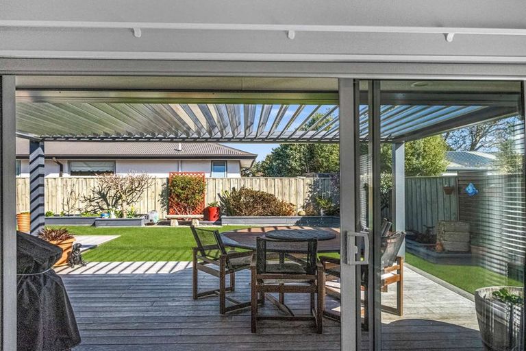 Photo of property in 2 Awa Place, Rangiora, 7400