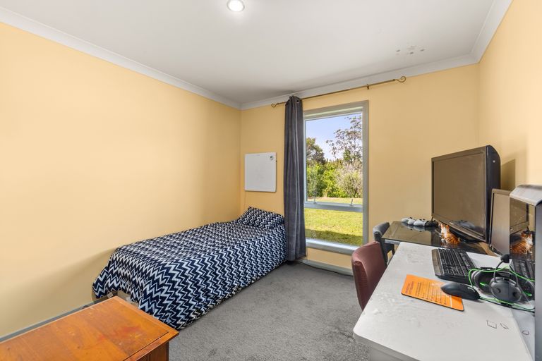 Photo of property in 73b Riddell Road, Kerikeri, 0230