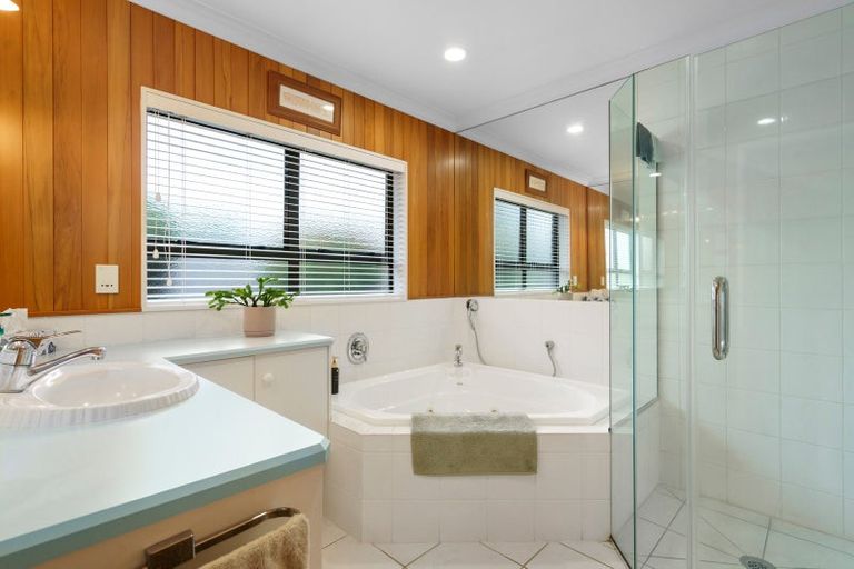 Photo of property in 13a Bowen Street, Cambridge, 3434