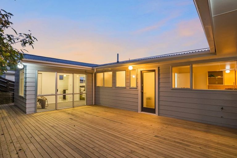 Photo of property in 6 Tregear Place, Camborne, Porirua, 5026