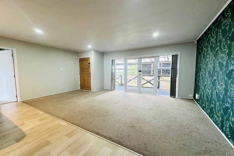 Photo of property in 3 Feasegate Street, Manurewa, Auckland, 2102