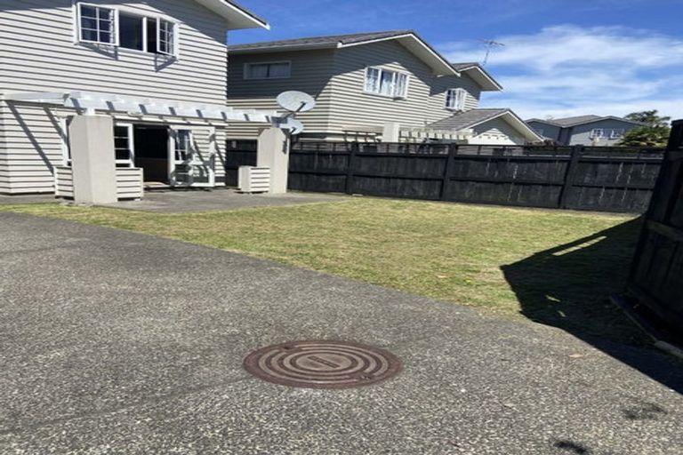 Photo of property in 40 Mulvaney Crescent, Henderson, Auckland, 0612