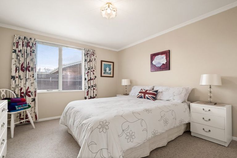 Photo of property in 132 Melbourne Street, South Dunedin, Dunedin, 9012