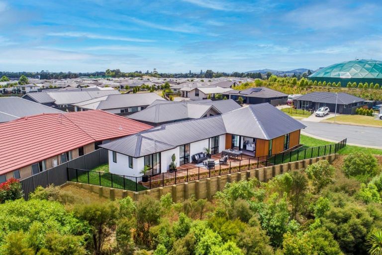 Photo of property in 32 Blacklock Road, Pyes Pa, Tauranga, 3112