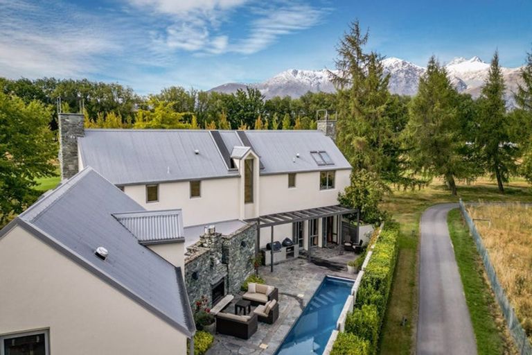 Photo of property in Millbrook Resort, 1 Malaghans Ridge, Arrowtown, 9371