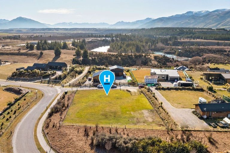 Photo of property in 13 Jackson Rise, Luggate, Wanaka, 9383