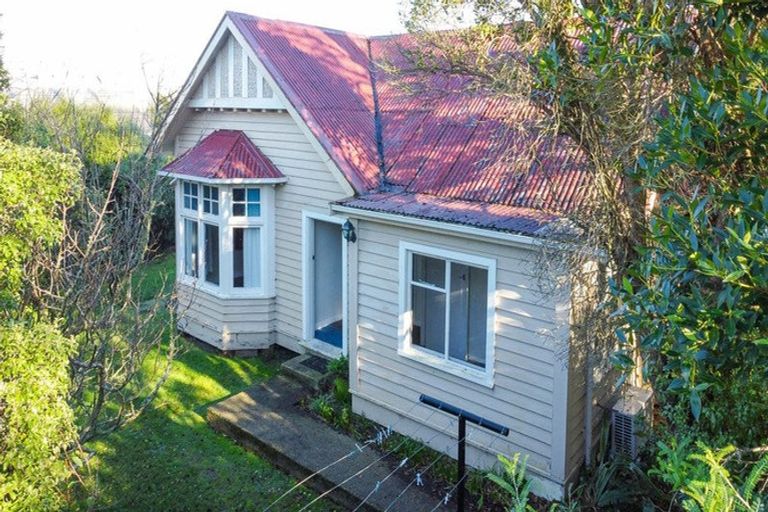 Photo of property in 10 Newport Street, Belleknowes, Dunedin, 9011