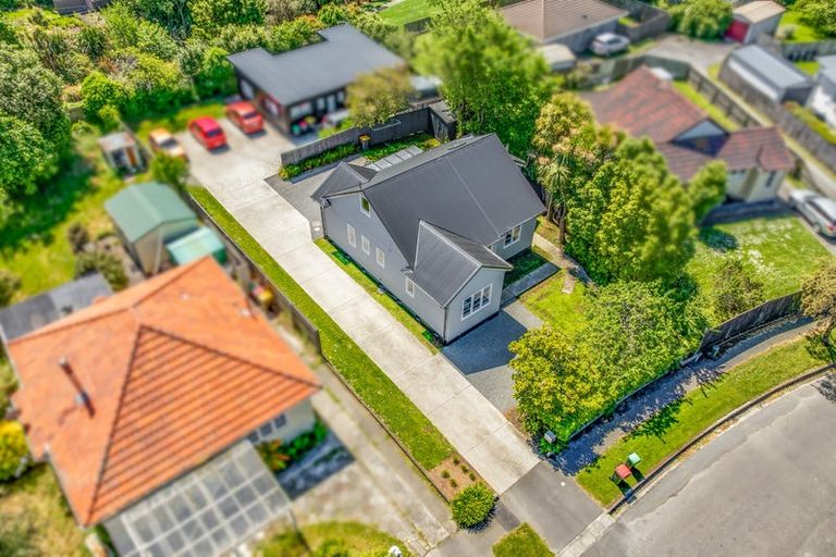 Photo of property in 24 Piko Crescent, Riccarton, Christchurch, 8041