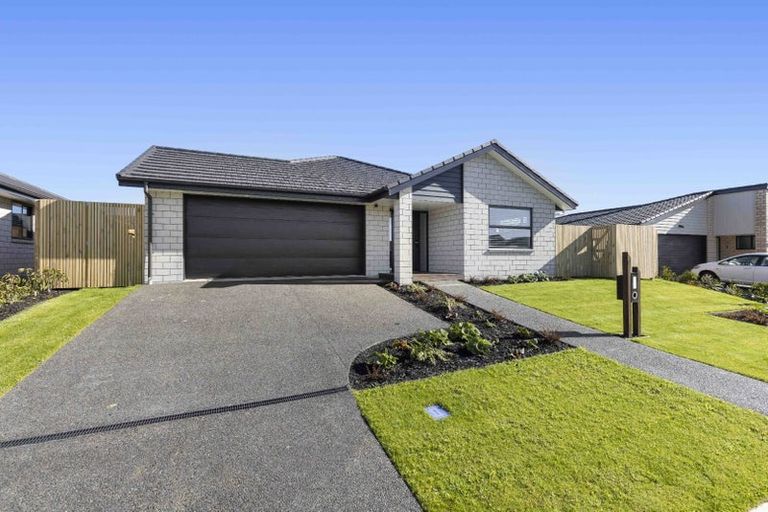 Photo of property in 27 Lockerbie Street, Morrinsville, 3300