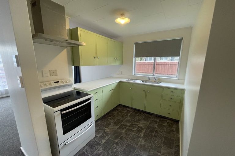 Photo of property in 4/21 Seddon Street, Wallaceville, Upper Hutt, 5018