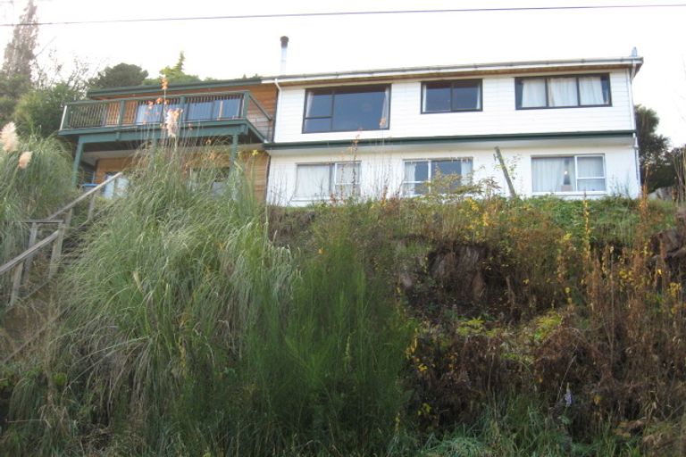 Photo of property in 19 Hallenstein Street, Queenstown, 9300