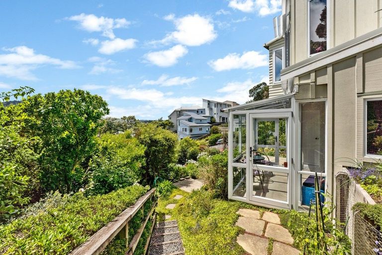 Photo of property in 151 Cockayne Road, Khandallah, Wellington, 6035