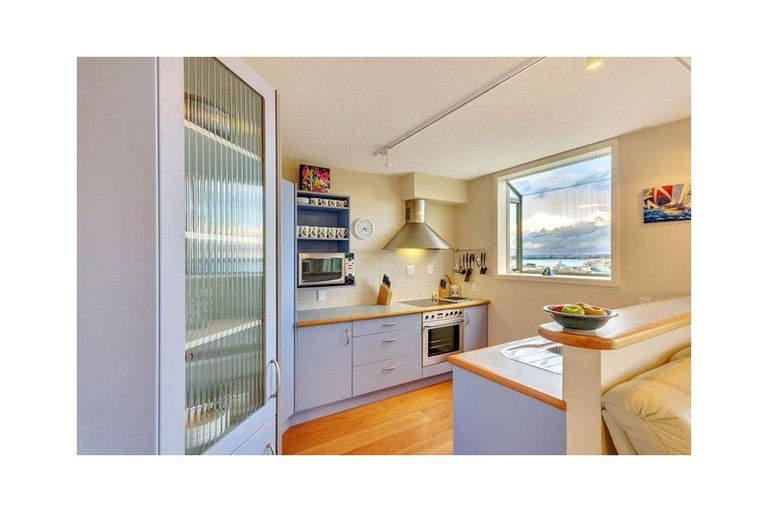 Photo of property in 5/25 Stanley Point Road, Stanley Point, Auckland, 0624