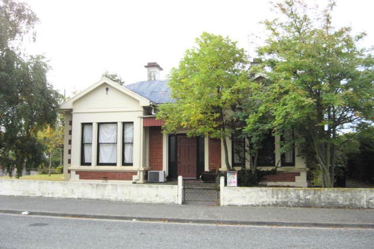 Photo of property in 15 Trafalgar Street, Maori Hill, Timaru, 7910