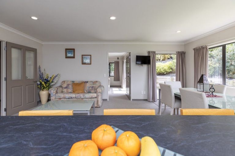 Photo of property in 33 Gandalf Crescent, Paraparaumu, 5032