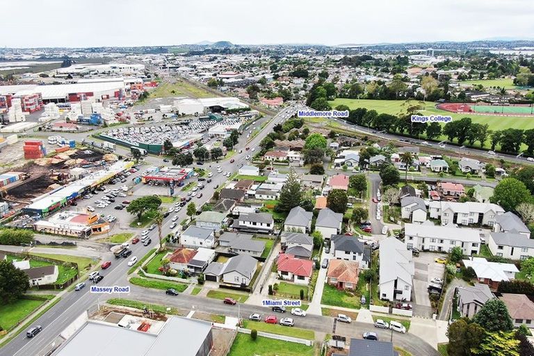 Photo of property in 1 Miami Street, Mangere East, Auckland, 2024