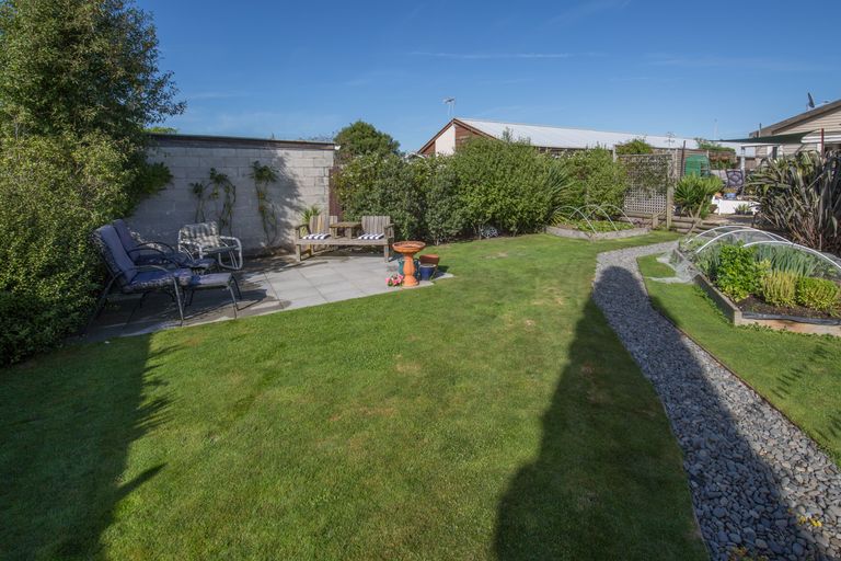 Photo of property in 114 Bower Avenue, New Brighton, Christchurch, 8083