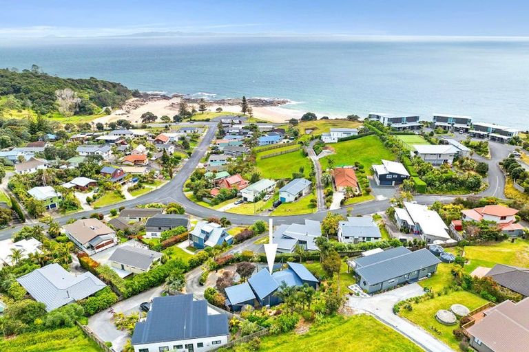 Photo of property in 9 Dudley Crescent, Cable Bay, 0420