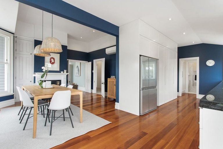 Photo of property in 6 Hawkesbury Avenue, St Albans, Christchurch, 8014