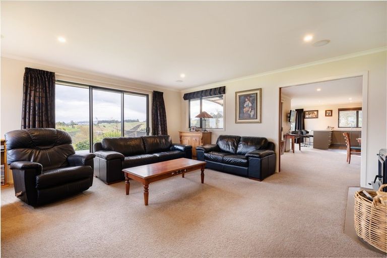 Photo of property in 27 Kayforce Road, Ocean View, Dunedin, 9035