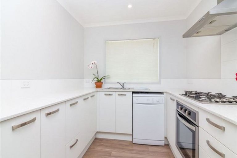 Photo of property in 410 Weymouth Road, Weymouth, Auckland, 2103