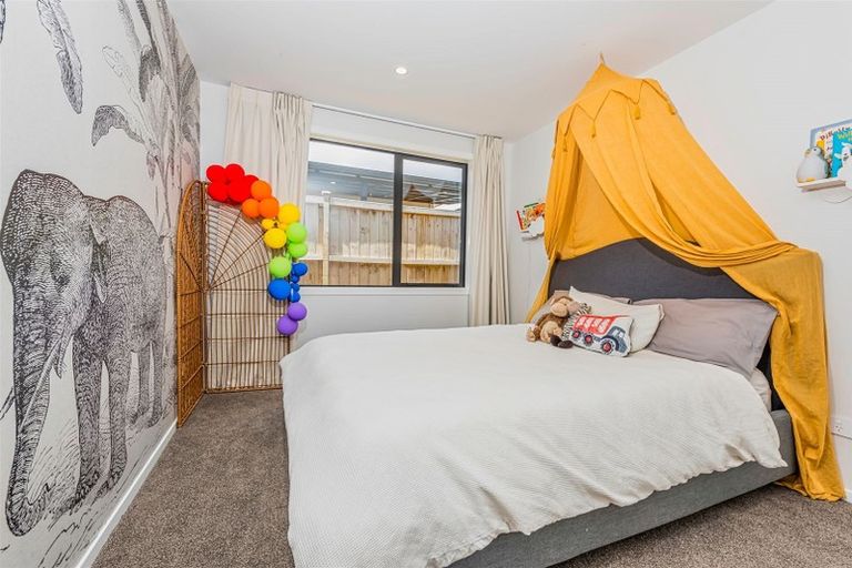 Photo of property in 5 Waipana Street, Hobsonville, Auckland, 0618