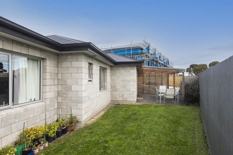Photo of property in 6a Tonga Place, Riccarton, Christchurch, 8041