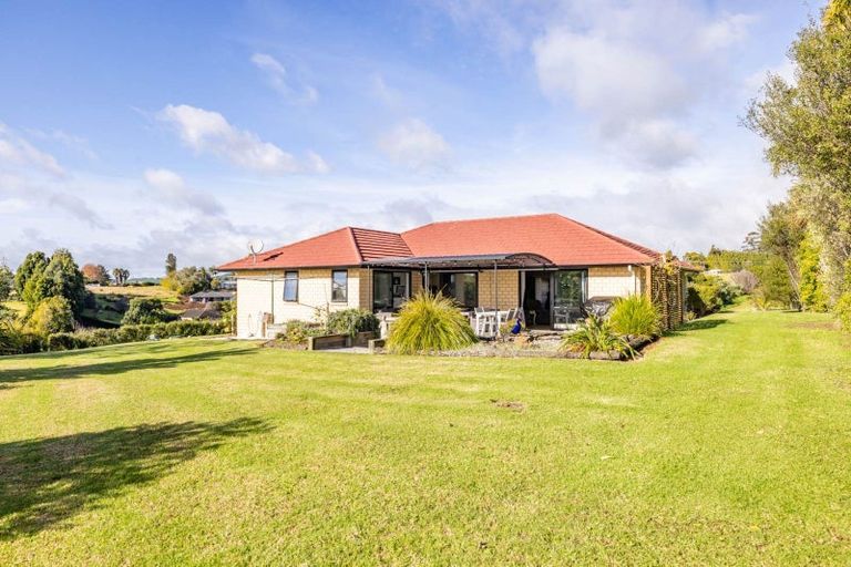 Photo of property in 14 Greenway Drive, Kerikeri, 0230