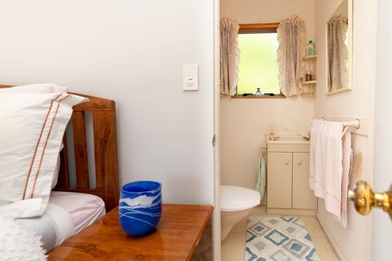 Photo of property in 19 Langdale Avenue, Paraparaumu, 5032