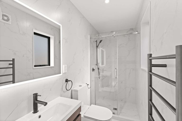 Photo of property in 8/418 Richardson Road, Mount Roskill, Auckland, 1041