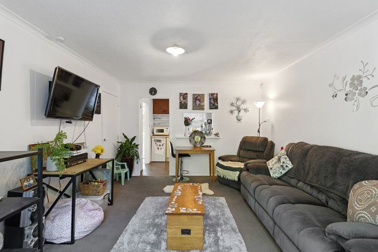 Photo of property in 1/53 Mathesons Road, Phillipstown, Christchurch, 8011