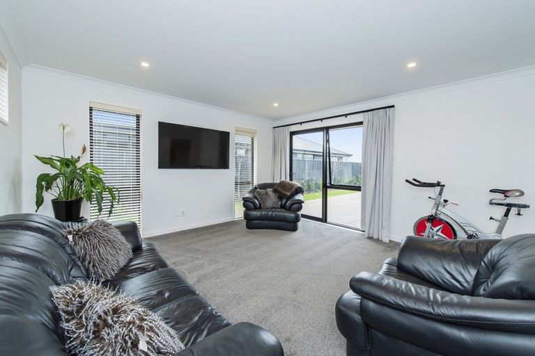 Photo of property in 6 Archie Lane, Rolleston, 7614