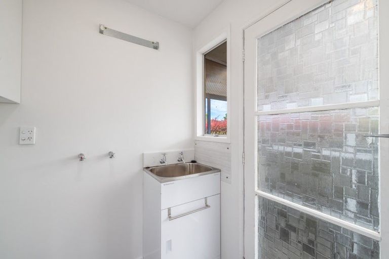 Photo of property in 1/180a Grimseys Road, Redwood, Christchurch, 8051