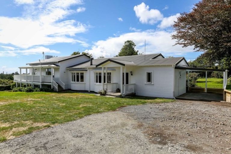 Photo of property in 151 Hickman Road, Urenui, 4375