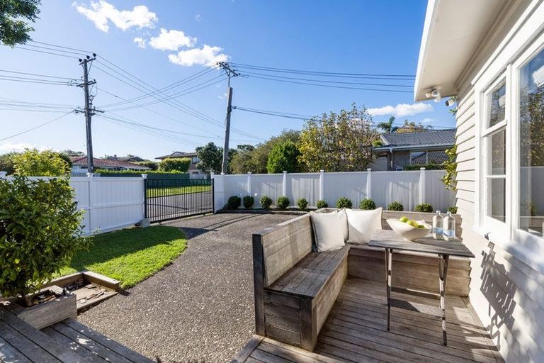 Photo of property in 3/6 Harley Road, Hauraki, Auckland, 0622