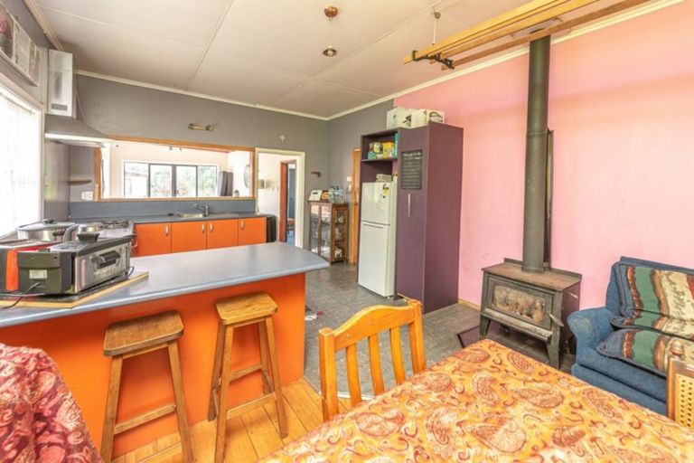 Photo of property in 34 Polson Street, Castlecliff, Whanganui, 4501