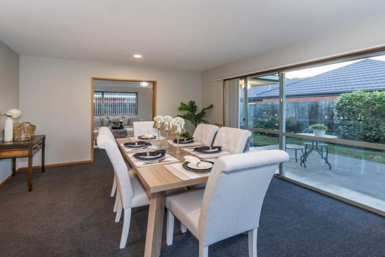 Photo of property in 1/15 Showgate Avenue, Sockburn, Christchurch, 8042