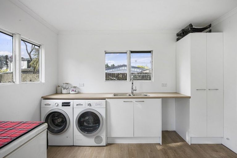 Photo of property in 7 Leaming Place, Clarks Beach, 2122