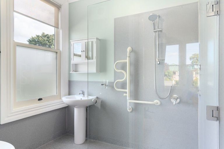 Photo of property in 168 High Street South, Carterton, 5713