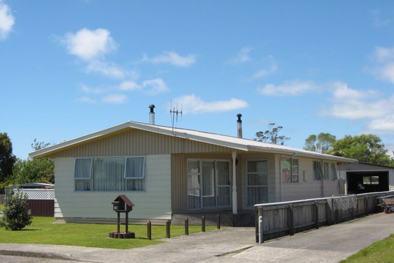 Photo of property in 15 Haselden Street, Westport, 7825