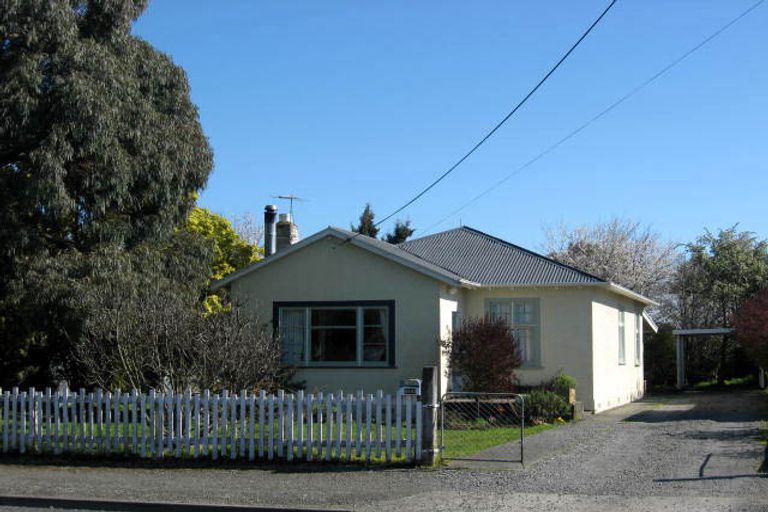 Photo of property in 260 Main Street, Greytown, 5712