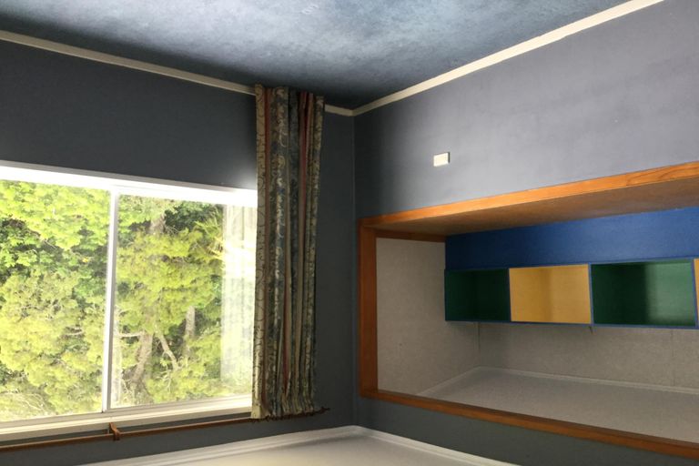 Photo of property in 26 Whaka Street, Maungaturoto, 0520